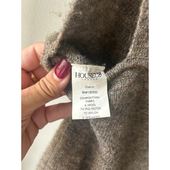 House of CB Jumpsuit Size Medium Heaven Brown Marl Loungewear
8026 - Picture 7 of 11